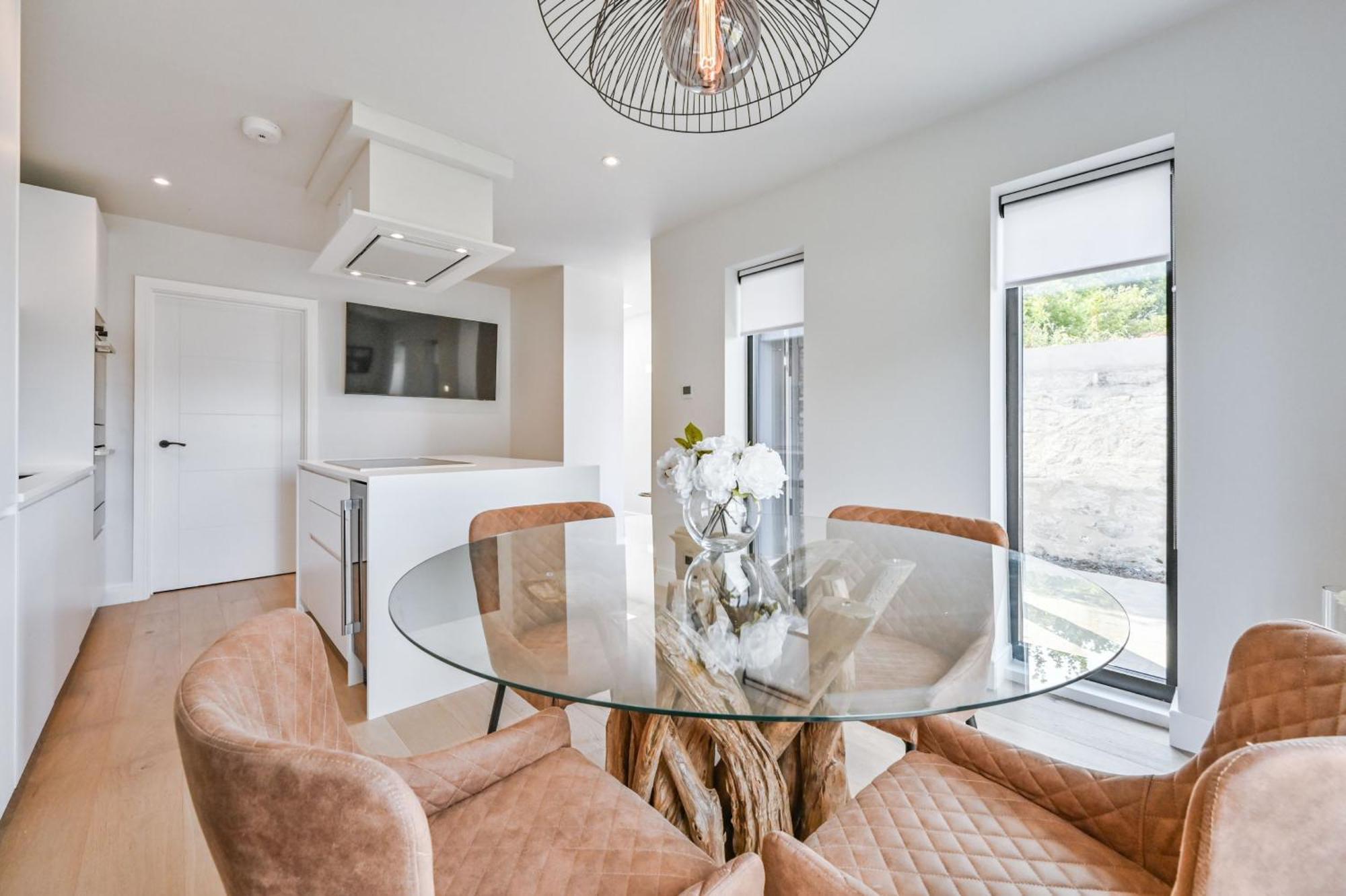 1 The Nest - Luxury Modern House Nr Beach & Bars With Sea Views & Free Parking Villa Чарлстаун Екстериор снимка