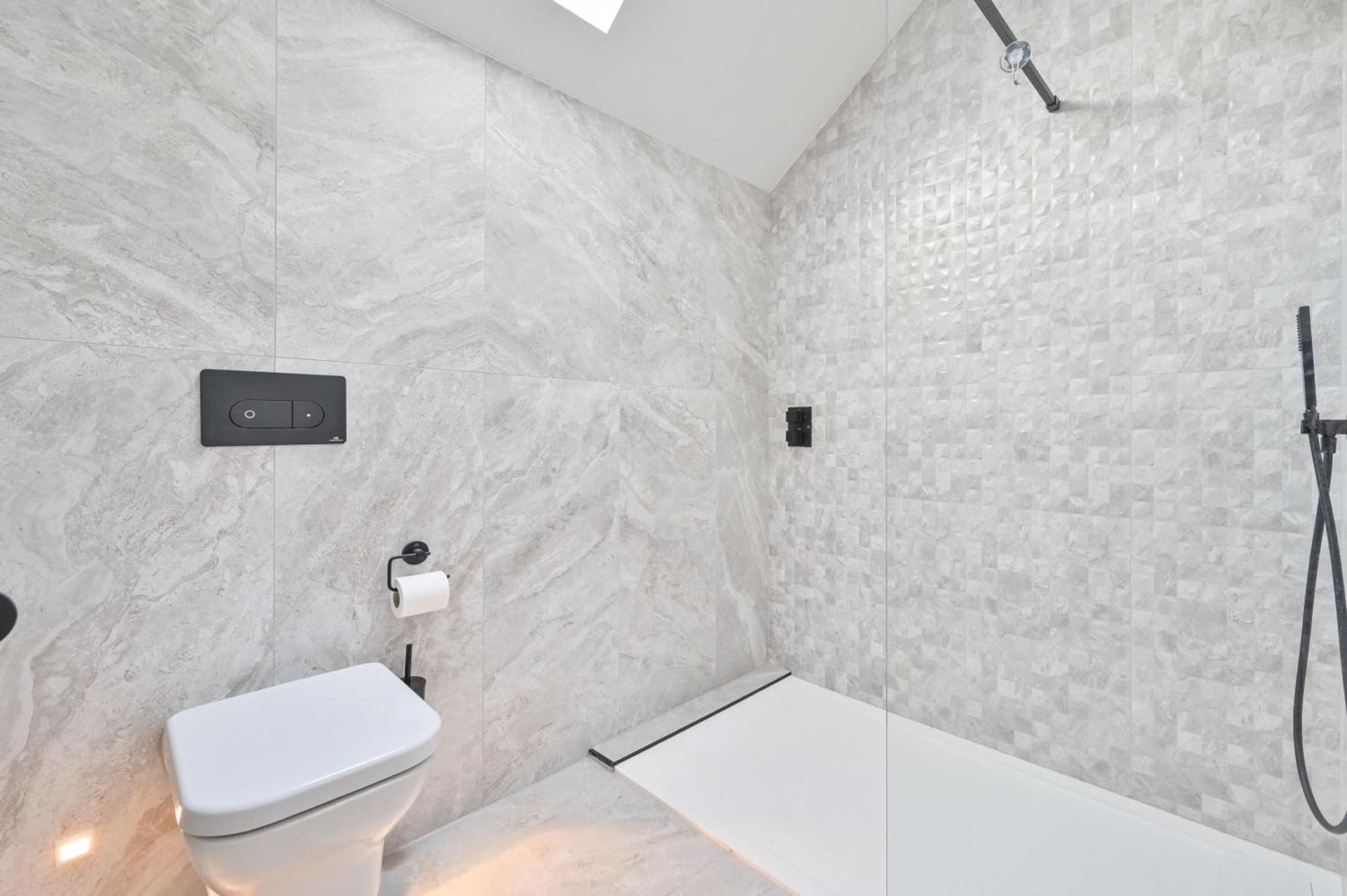 1 The Nest - Luxury Modern House Nr Beach & Bars With Sea Views & Free Parking Villa Чарлстаун Екстериор снимка
